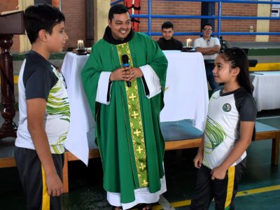 ESCUELA DE GESTOS, MES DE SEPTIEMBPRE “EL PODER DE MI MIRADA” 